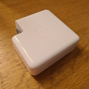 Apple 87 W USB-C -virtalähde